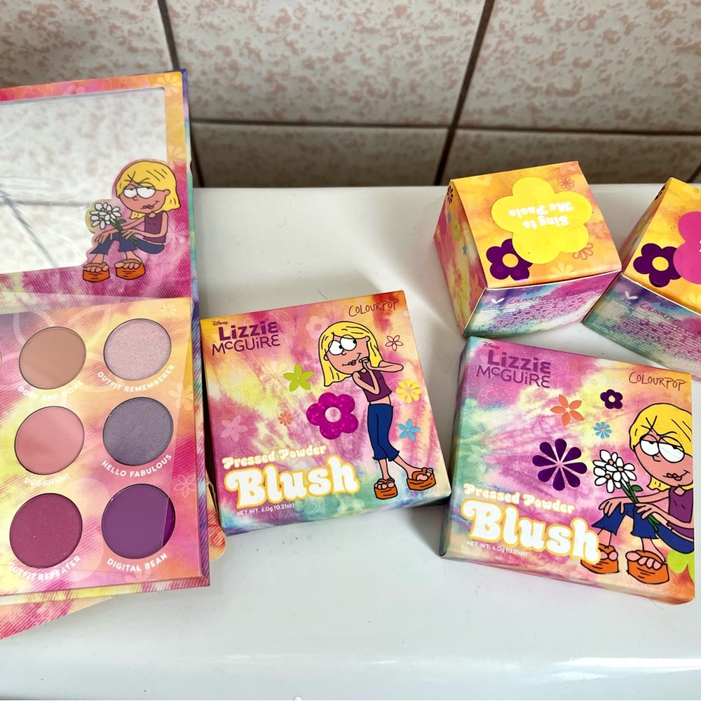 Lizzie McGuire Colourpop Bundle